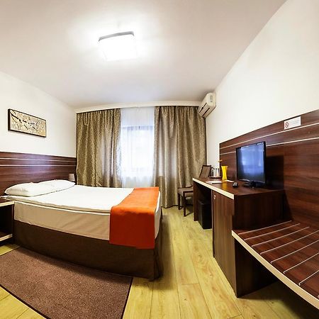 Hotel Citadella Bucharest Luaran gambar