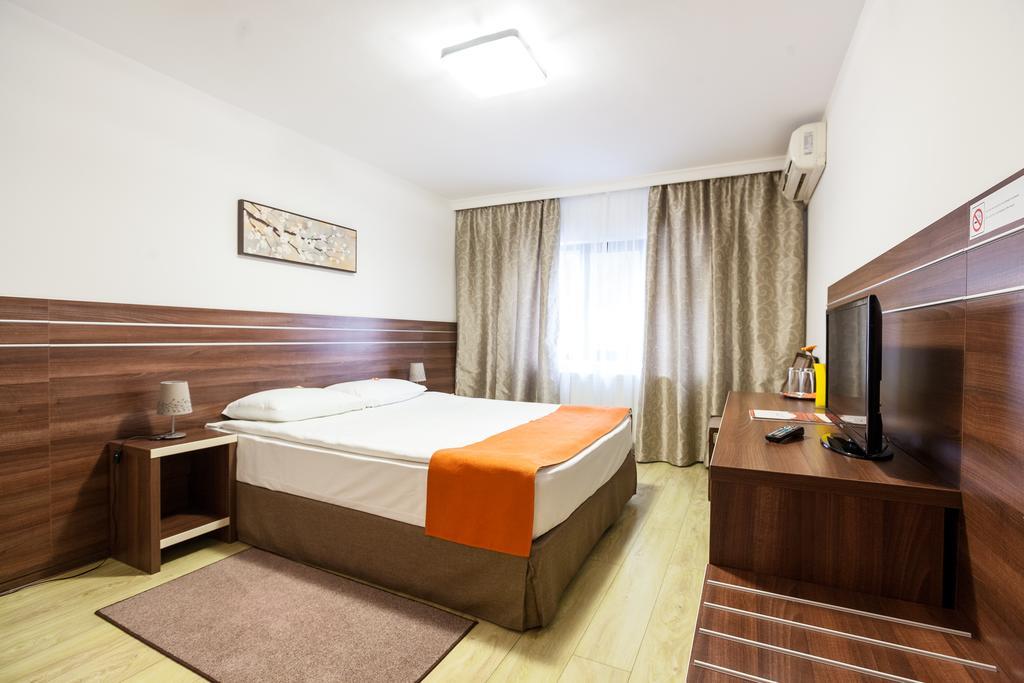 Hotel Citadella Bucharest Bilik gambar