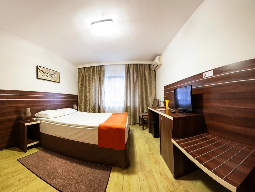 Hotel Citadella Bucharest Luaran gambar